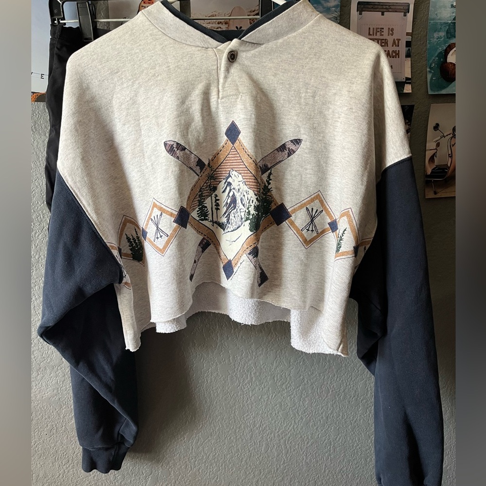 Crop sweater